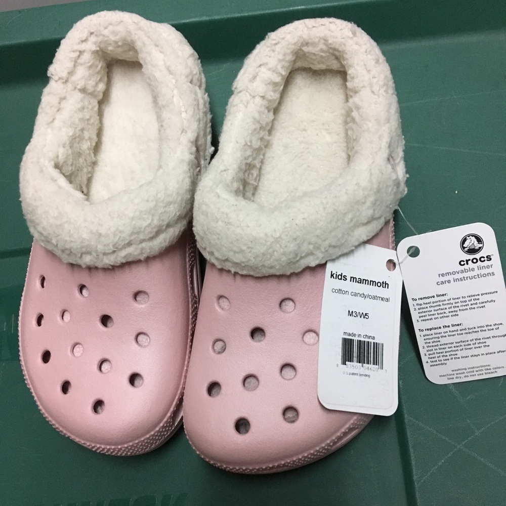 Crocs Mammoth Lined Clogs-Cotton Candy